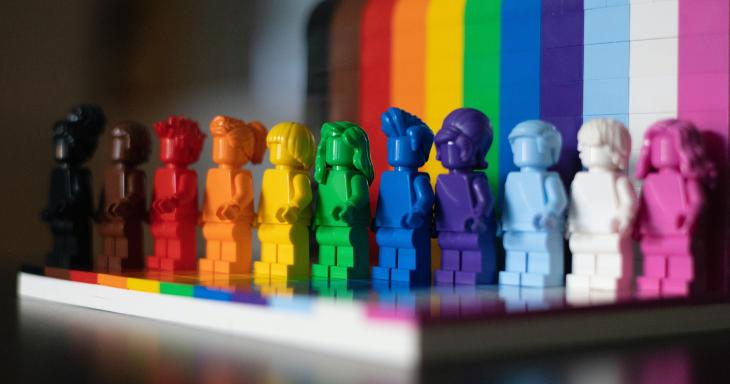 figures in colors of the rainbow 