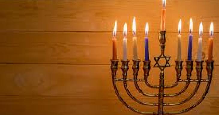 hanukkiah