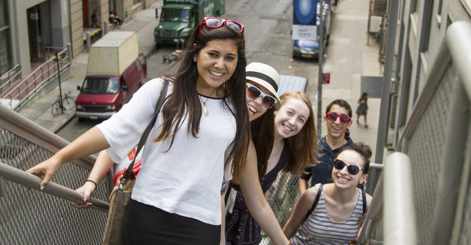 Teens in the City_Intern_Stock_0