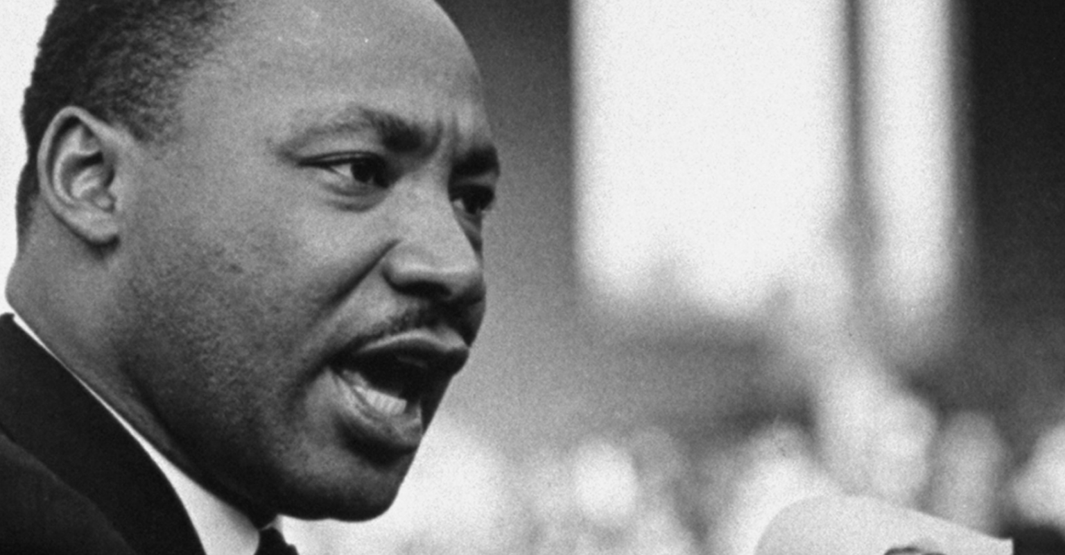 MLK giving speech