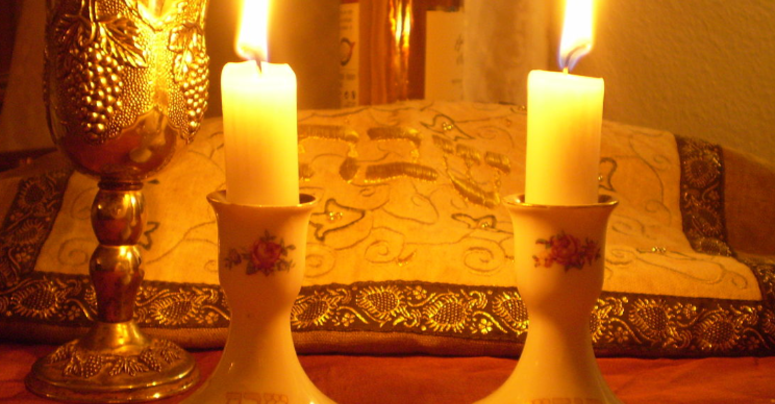 Shabbat candles 