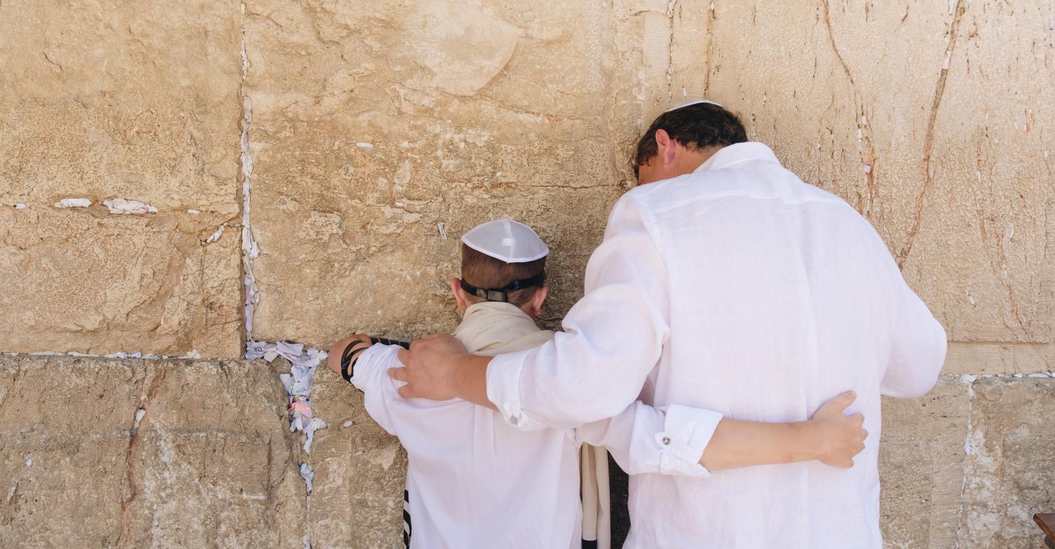 Parent and child at Kotel