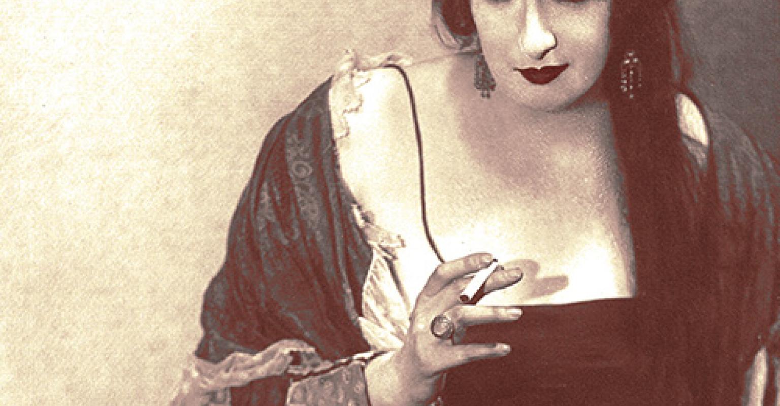 Photo of a Yiddish theater actress