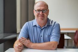 Dr. Jonathan Golden