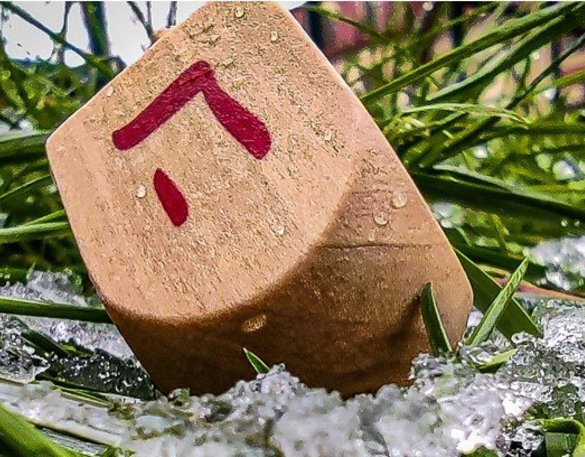 A photo of a dreidel 