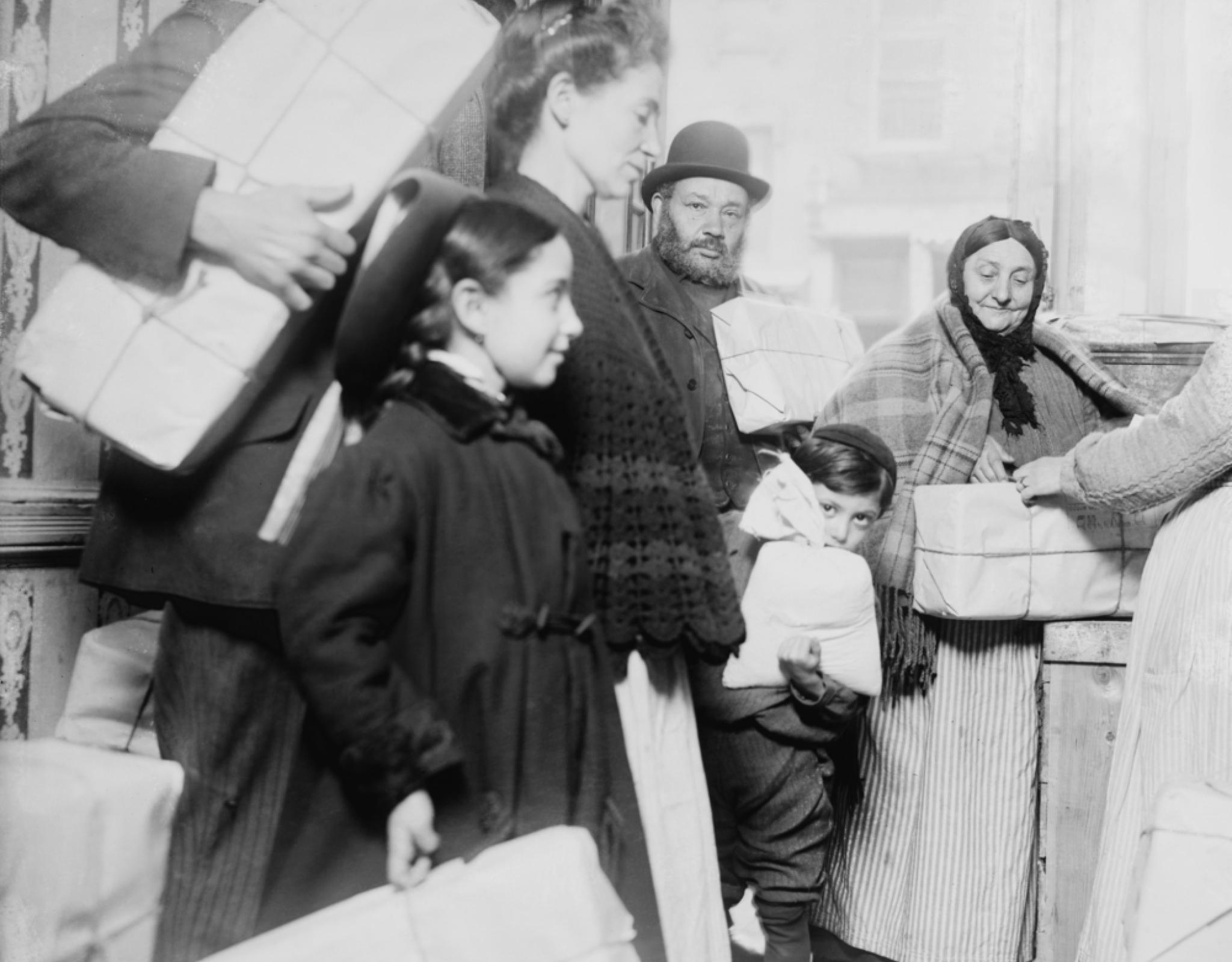 Passover matzo were given to poor Jewish people in New York City. Jewish communities established mutual-aid societies to aid the poor in their neighborhoods. April 1908
