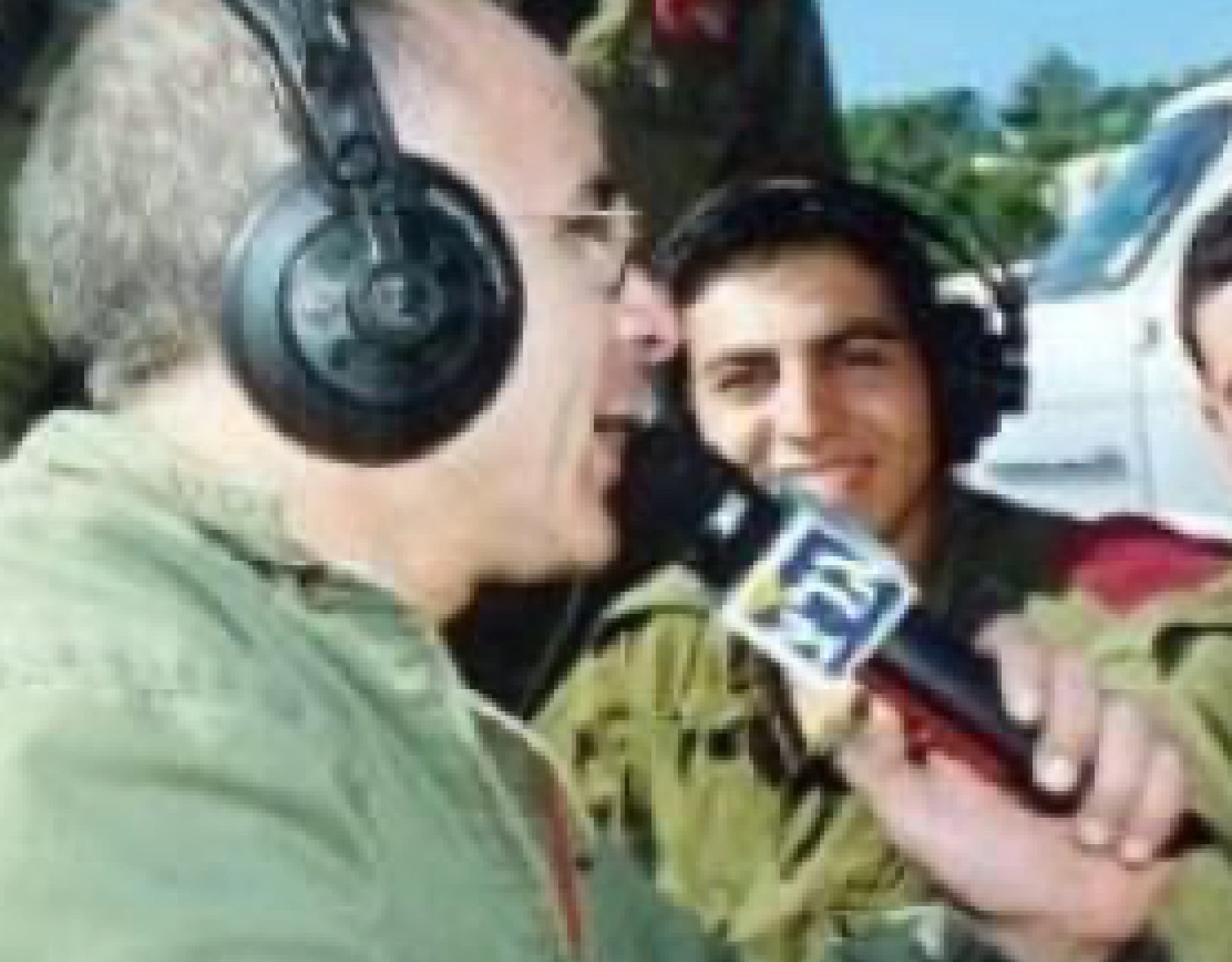 Army Radio: The Songs of Fallen Soldiers