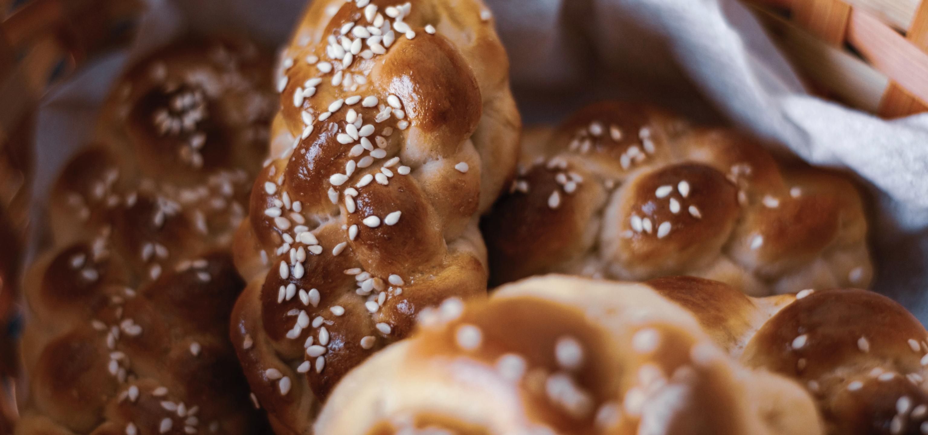 basket of challah