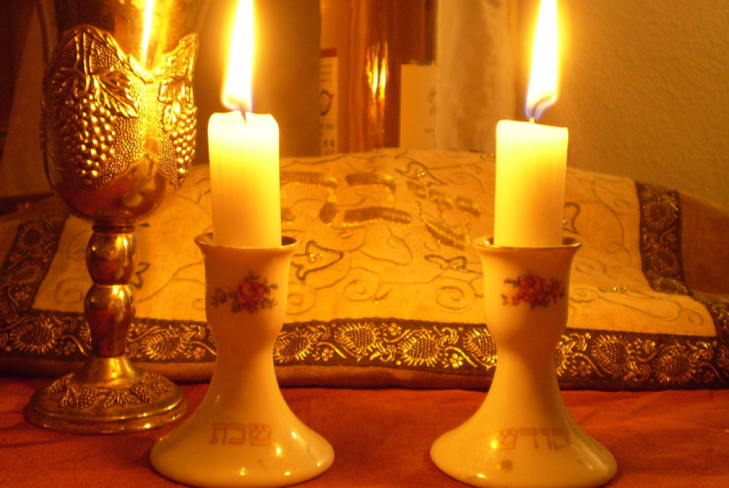 Shabbat candles 