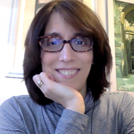 Abby Pitkowsky Headshot