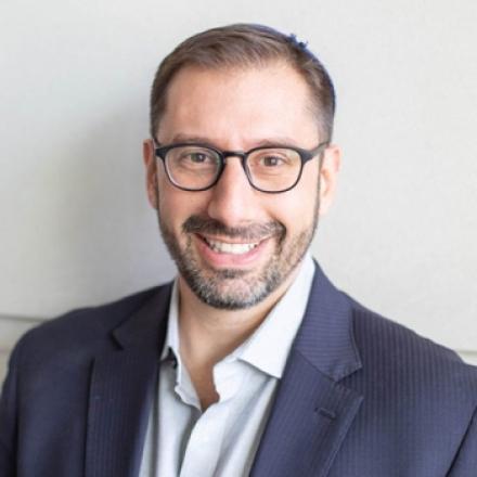 A photo of Rabbi Joshua Weinberg.